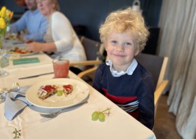 happy kids resturant särg